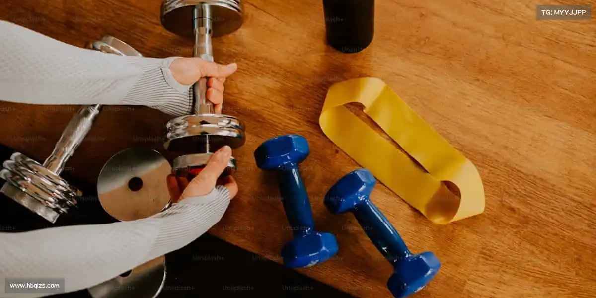 MKsportsapp🧗♂️攀登吧!顶峰的风景属于勇敢者!